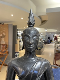 Een grote bronzen Boeddha, Birma (Myanmar), Arakan Staat, 16/17e eeuw