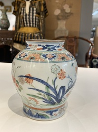 Two Chinese wucai vases, Wanli mark, 19/20th C.