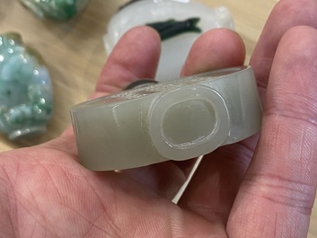 Negen Chinese snuifflessen in jade, hardsteen en glas, 19/20e eeuw