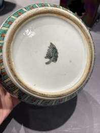 Een diverse collectie Chinees porselein, 19e eeuw