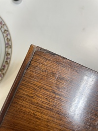 Cabinet en bois dur et huanghuali aux montures en bronze pour le march&eacute; europ&eacute;en, Chine, 19&egrave;me