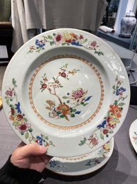 Zeven Chinese famille rose schotels, Qianlong