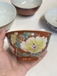 Five various Chinese famille rose and coral-red bowls, 19/20th C.