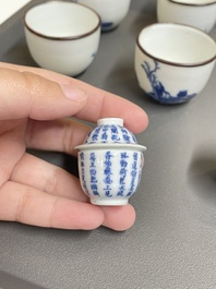 Une collection en porcelaine de Chine 'Bleu de Hue' pour le Vietnam, 19&egrave;me