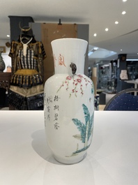 Cinq vases en porcelaine de Chine famille rose et verte, 19/20&egrave;me