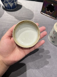Een diverse collectie Chinees porselein, 19e eeuw