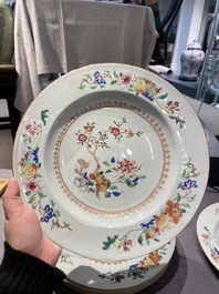 Zeven Chinese famille rose schotels, Qianlong