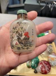 Une collection vari&eacute;e de tabati&egrave;res en jade, pierres dures et verre, Chine, 19/20&egrave;me