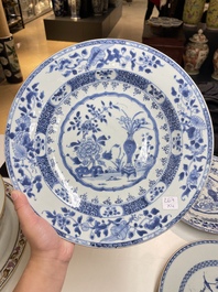 Vier Chinese blauw-witte schotels, Yongzheng/Qianlong