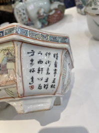 Vier Chinese famille rose en qianjiang cai kommen en een paar appels, 19/20e eeuw