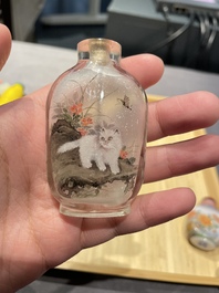 Une collection vari&eacute;e de tabati&egrave;res en jade, pierres dures et verre, Chine, 19/20&egrave;me