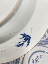 Vier Chinese blauw-witte schotels, Yongzheng/Qianlong