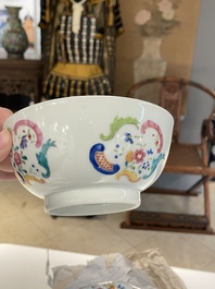 Een diverse collectie Chinees blauw-wit en famille rose porselein, Yongzheng en later
