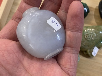 Negen Chinese snuifflessen in jade, hardsteen en glas, 19/20e eeuw