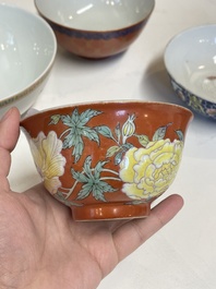 Five various Chinese famille rose and coral-red bowls, 19/20th C.