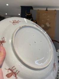 Assiette en porcelaine Imari de Japon &agrave; d&eacute;cor des 'Dames au parasol' d'apr&egrave;s Cornelis Pronk, Edo, 18&egrave;me