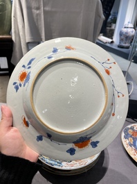 Neuf assiettes en porcelaine de Chine de style Imari, Qianlong