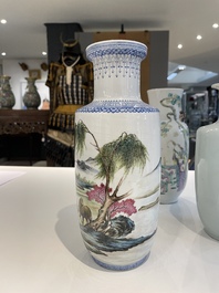Cinq vases en porcelaine de Chine famille rose et verte, 19/20&egrave;me