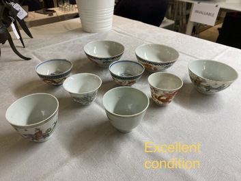 Een collectie Chinese famille rose, grisaille en ijzerrode koppen en kommen, 19/20e eeuw
