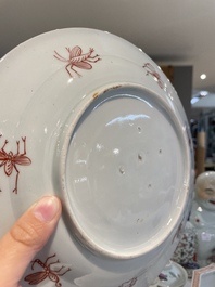 Assiette en porcelaine Imari de Japon &agrave; d&eacute;cor des 'Dames au parasol' d'apr&egrave;s Cornelis Pronk, Edo, 18&egrave;me