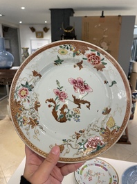 Een diverse collectie Chinees blauw-wit en famille rose porselein, Yongzheng en later
