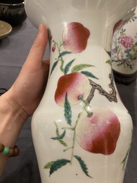 A Chinese famille rose 'nine peaches' vase and a lamp-mounted hat stand, 19th C.