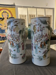 A pair of Chinese famille rose reticulated hat stands, 19th C.