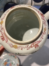Een Chinees famille rose theeservies en zes borden, Qianlong