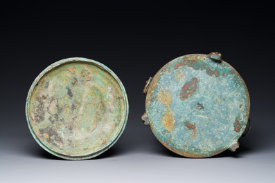 A rare Chinese archaic silver-inlaid bronze cosmetic box and cover, 'lian', Western Han