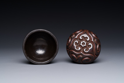 A Chinese tixi lacquer box and cover, Ming