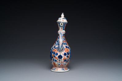 Verseuse de type 'aftaba' en porcelaine de Chine de style Imari pour le march&eacute; islamique, Kangxi