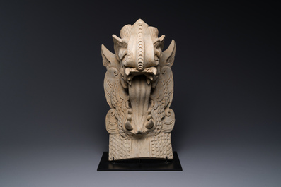 A Chinese pottery dragon head architectural tile, Song/Jin