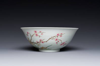 A Chinese famille rose 'plum blossom' bowl, Shen De Tang Zhi 慎德堂製 mark, 19/20th C.