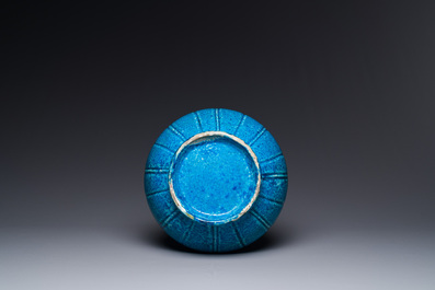 A Chinese monochrome powder-blue garlic-mouth vase with chilong handles, 18/19th C.