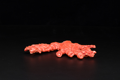 A Chinese red coral group of ladies with playing children on wooden stand, 19/20th C.