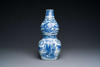 A rare Chinese blue and white double gourd vase with Guo Tai Min An 國泰民安 design, Jiajing/Wanli