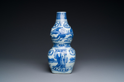 A rare Chinese blue and white double gourd vase with Guo Tai Min An 國泰民安 design, Jiajing/Wanli