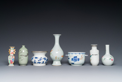 A varied collection of Chinese blue and white and famille rose porcelain, 18th C. and later