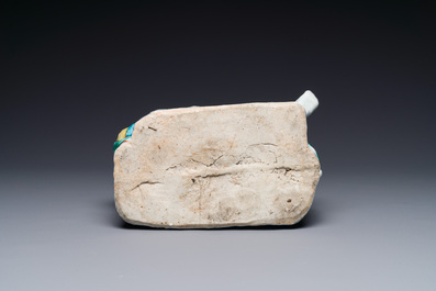 Een Chinees wucai beeld van Zhen Wu, Ming