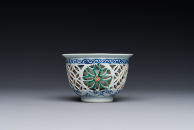 A rare Chinese reticulated double-walled famille verte cup, Kangxi