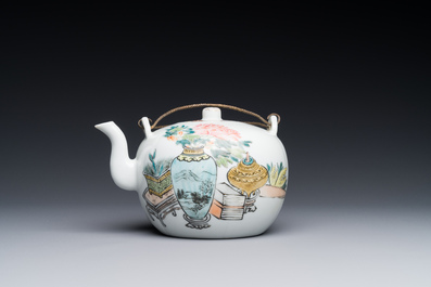 A Chinese qianjiang cai 'antiquities' teapot, Xu Pinheng 許品衡 signed, Tongzhi mark, dated 1889