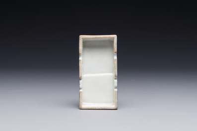 Porte-pinceaux en porcelaine de Chine famille rose, 19&egrave;me