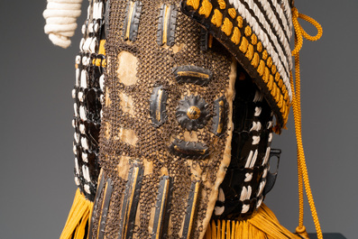 Een indrukwekkend Japans Samurai Gusoku-pantser, Momoyama/Edo periode, eind 16e/begin 17e eeuw