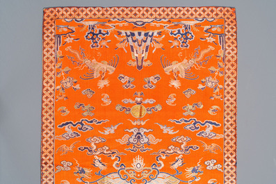 A Chinese embroidered silk 'kesi' cloth with Buddhist lions and phoenixes, 19th C.