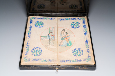 Rare coffret de pr&eacute;sentation en laque noire et dor&eacute;e, Canton, Chine, 19&egrave;me