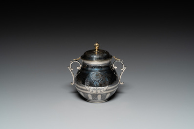 R&eacute;cipient couvert ottoman en argent niello dor&eacute;, la Turquie, p&eacute;riode du sultan Abdulhamid II (1876-1909)
