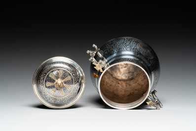 R&eacute;cipient couvert ottoman en argent niello dor&eacute;, la Turquie, p&eacute;riode du sultan Abdulhamid II (1876-1909)