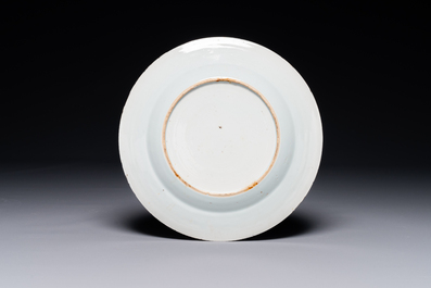 An unusual Dutch-decorated Chinese grisaille plate, Qianlong