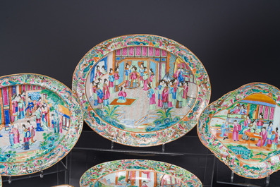 A very extensive Chinese Canton famille rose 81-piece dinner service, 19th C.