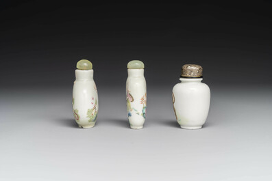 Drie diverse Chinese famille rose snuifflessen, Daoguang merk en periode